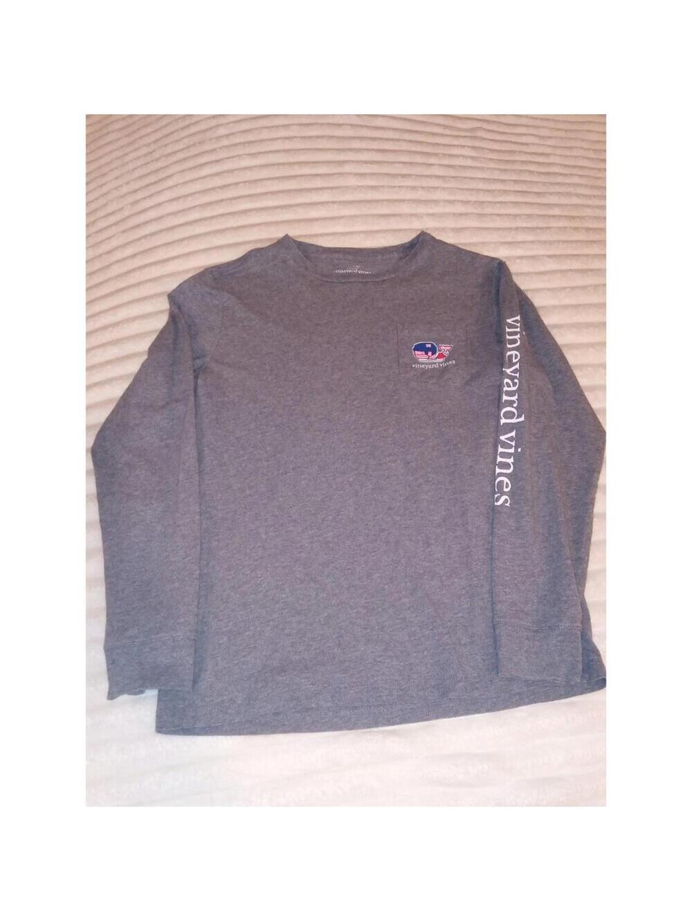 Vineyard Vines T-shirt Boys Size Medium 12-14 Long Sleeves Grey Football Whale